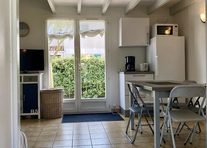 Maison 4 Pièces Près De La - 6 Couchages - Fr-1-246a-246 Hébergement de vacances *